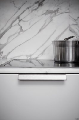 Ручка для мебели Bench 160 с алюминиевой шлифованной кромкой