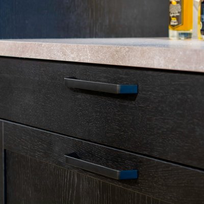 Ручка мебельная продолговатая Frank 160 Металл черный