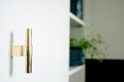 Мебельная ручка T-Bar Line Big 12, полированная латунь, без лака