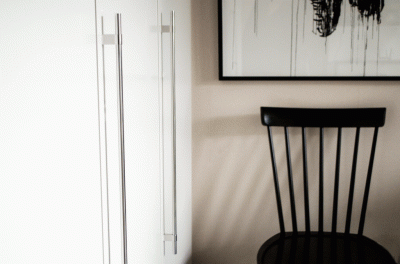 Продольная мебельная ручка Line Big 592 Polished Steel