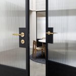 BP_Door_Handle_Linear_Brass_Lifestyle_1-scaled.jpg