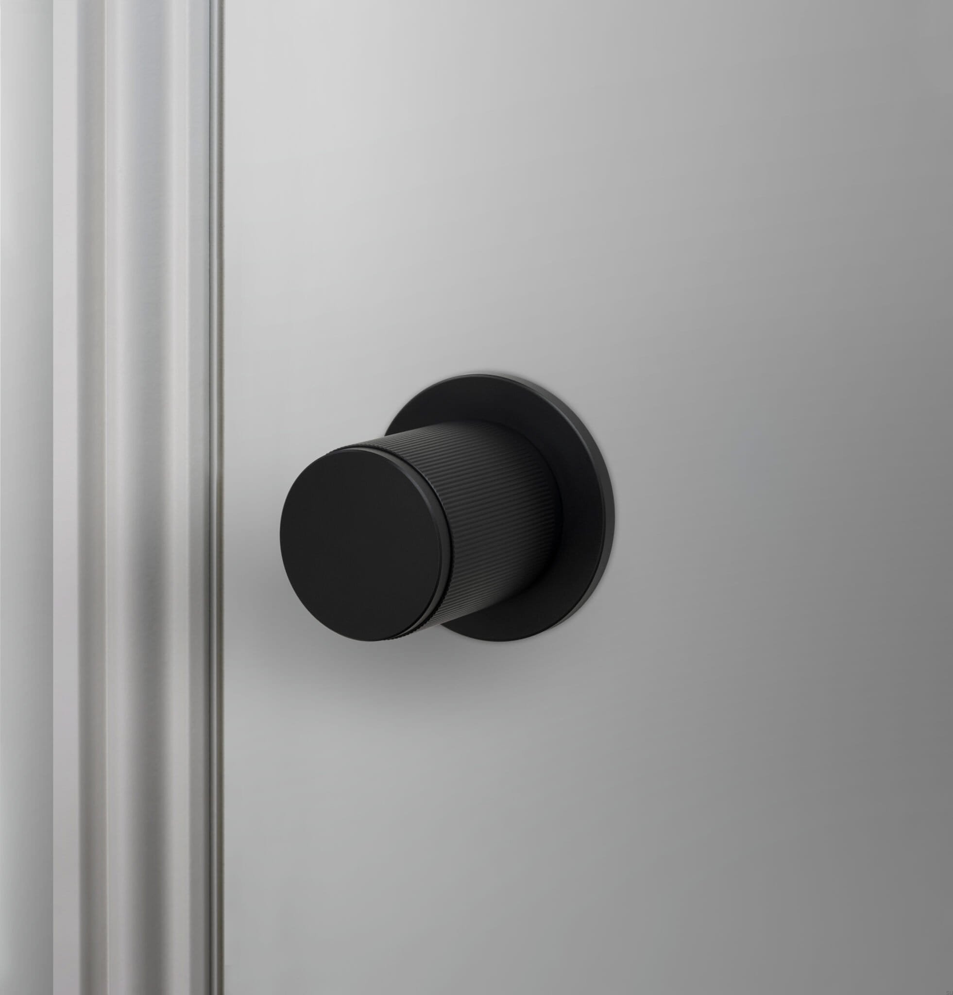 Door-Knob_FixedROW_Linear_Front_Welders-Black_A1_Web_Square-1962x2048.jpg