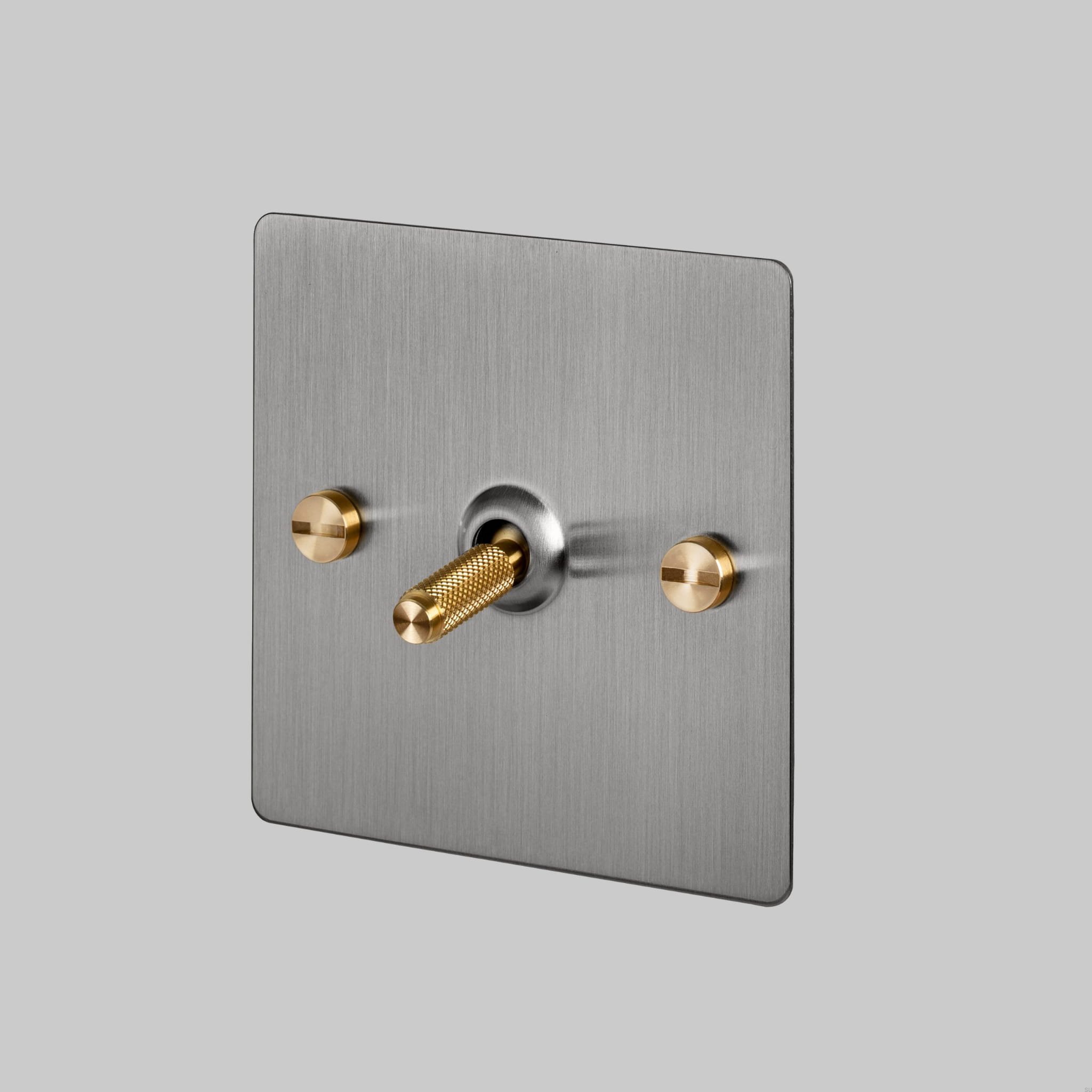 1.-1G_Toggle_Steel_Brass-scaled (1).jpg