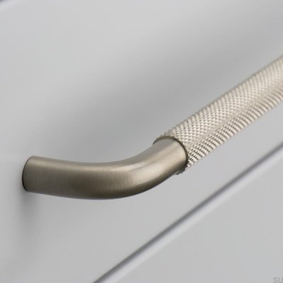Удлиненная мебельная ручка Helix 608 Brushed Silver
