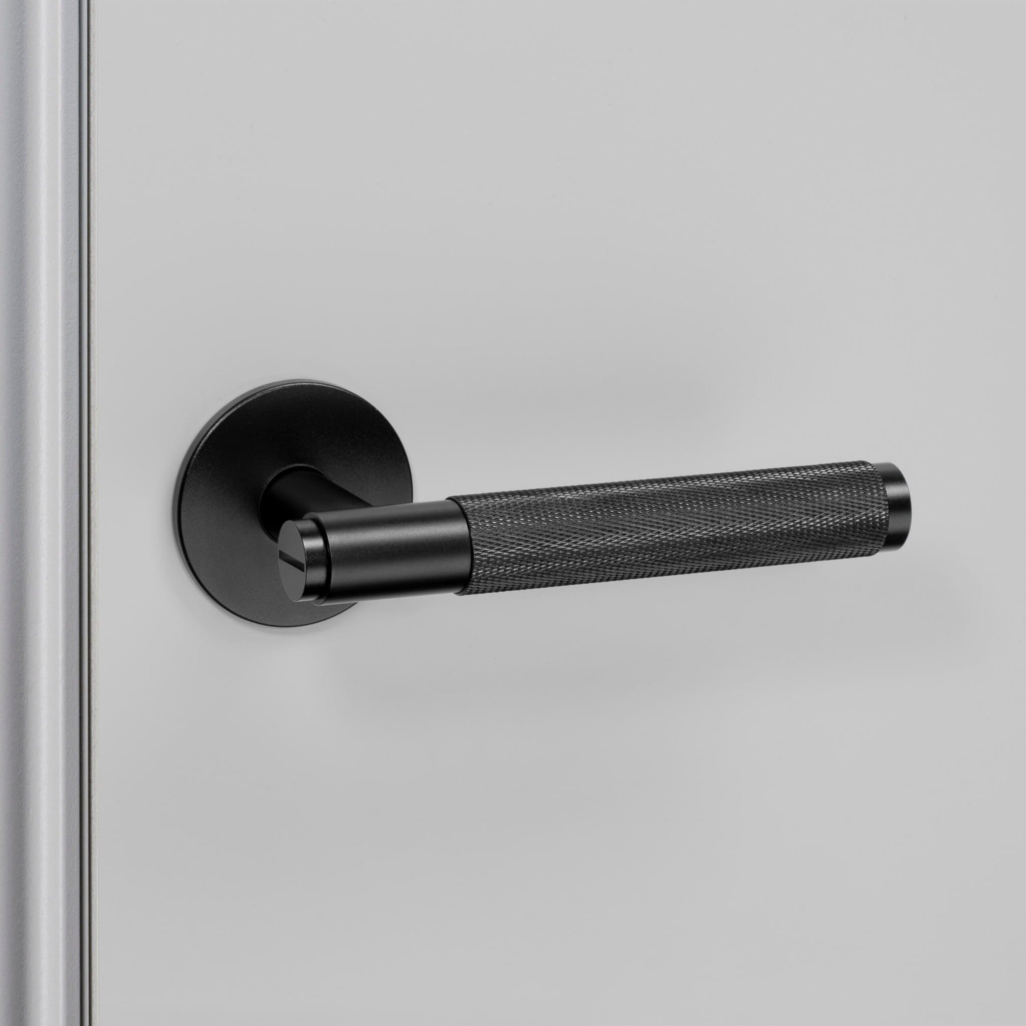 3.-BusterPunch_Door_Handle_Left_Fixed_Black-scaled.jpg