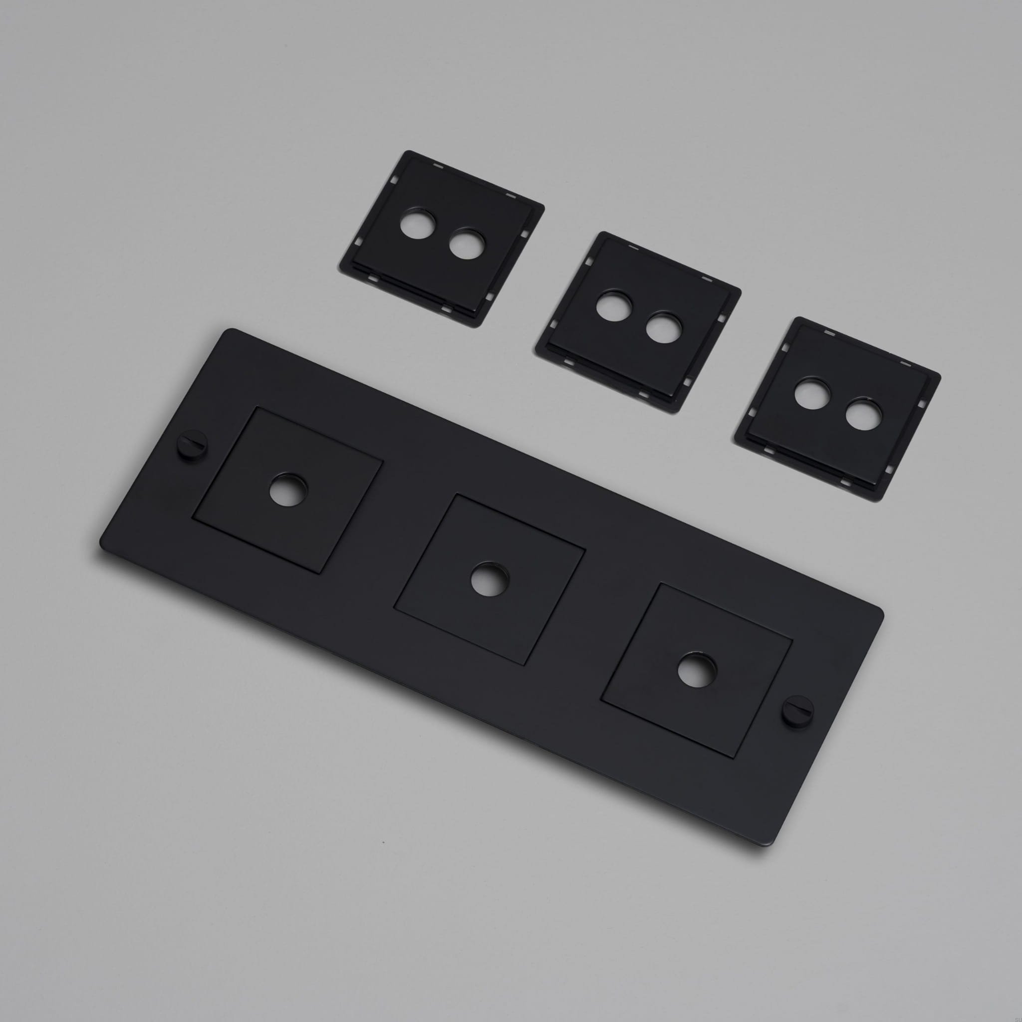 EU_ELECTRICITY_3G_Wall_Plate_Infill_Blacke_Web-scaled.jpg