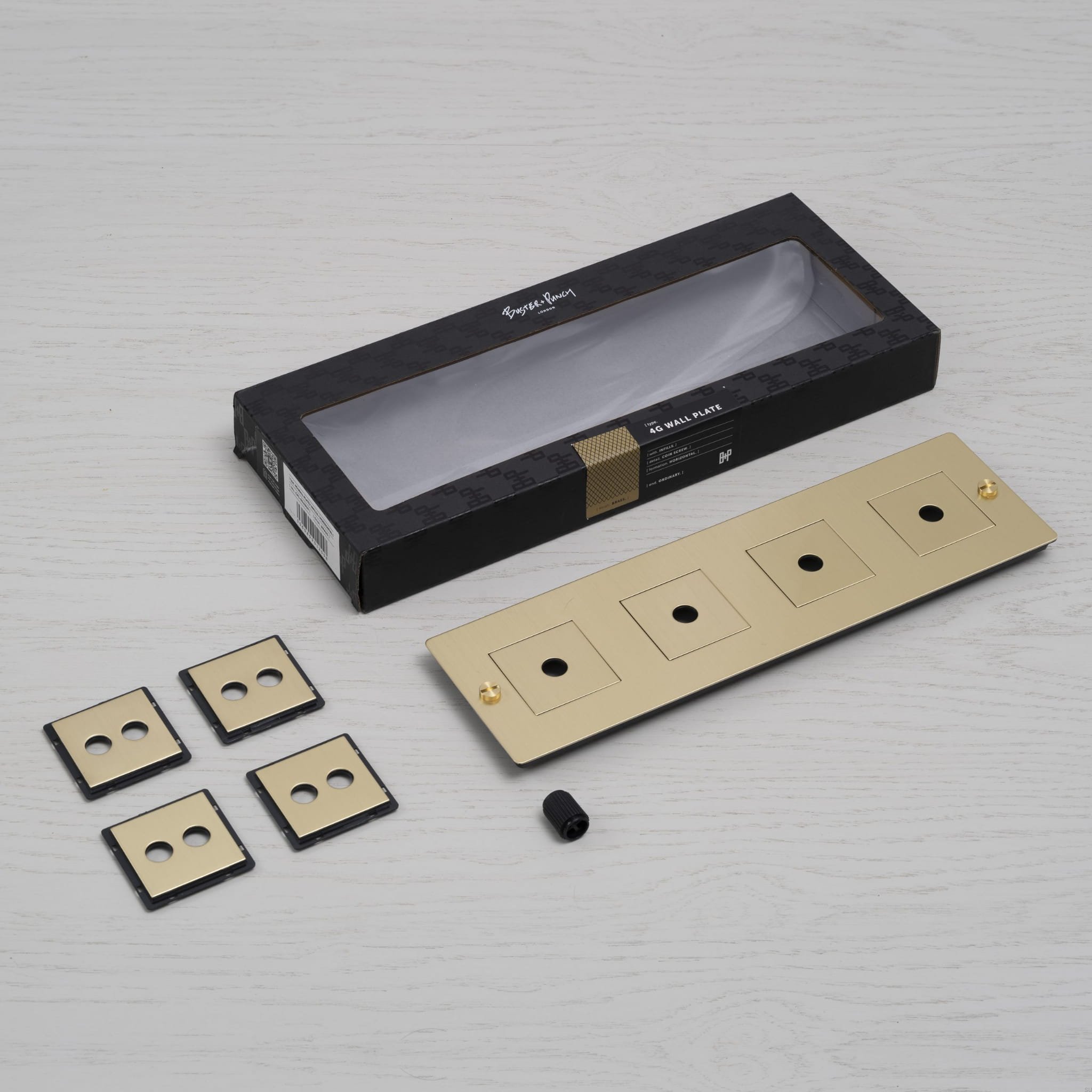 EU_ELECTRICITY_4G_Wall_Plate_Infills_Brass_Unboxing_Web-scaled.jpg