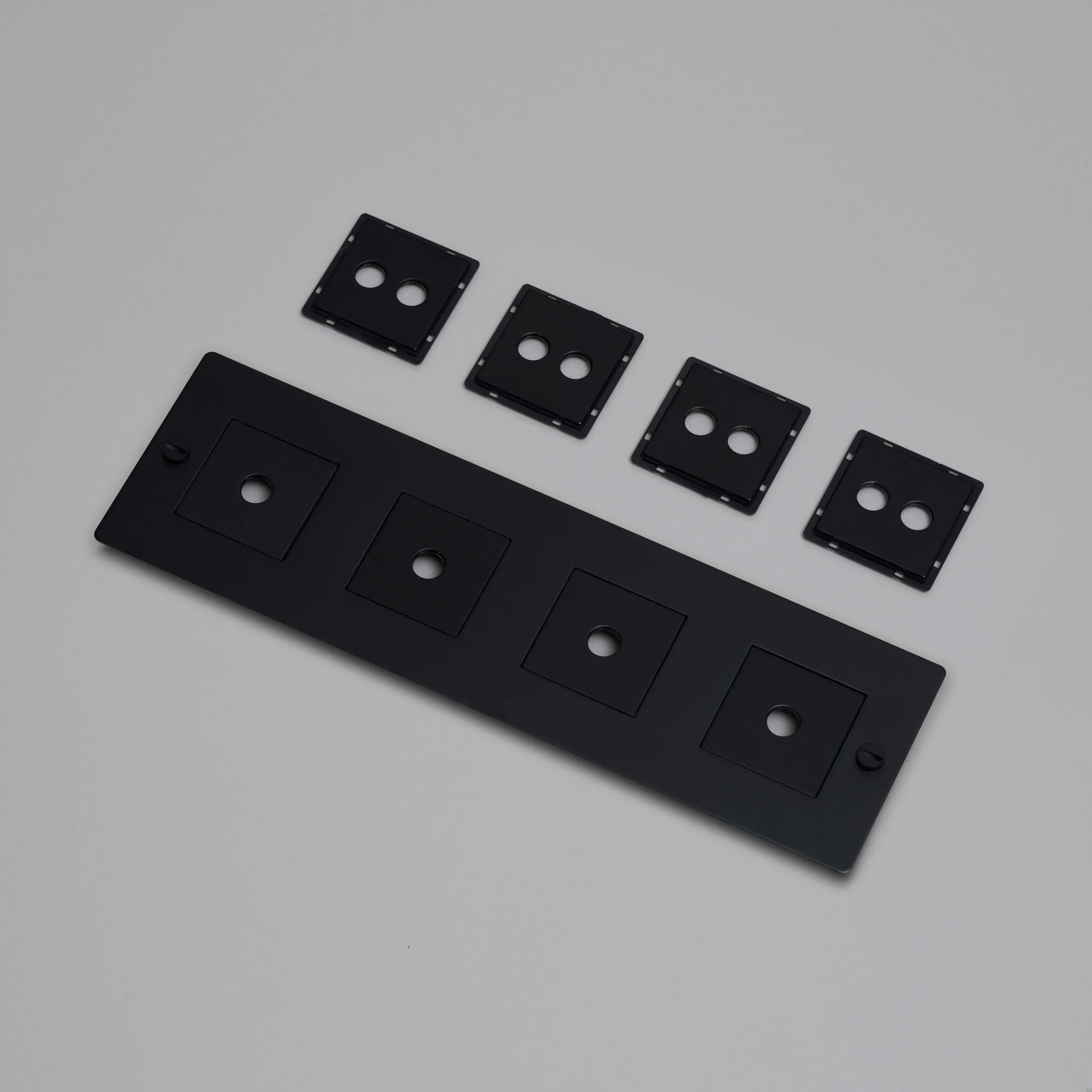 EU_ELECTRICITY_4G_Wall_Plate_Infill_Black_Web-scaled.webp