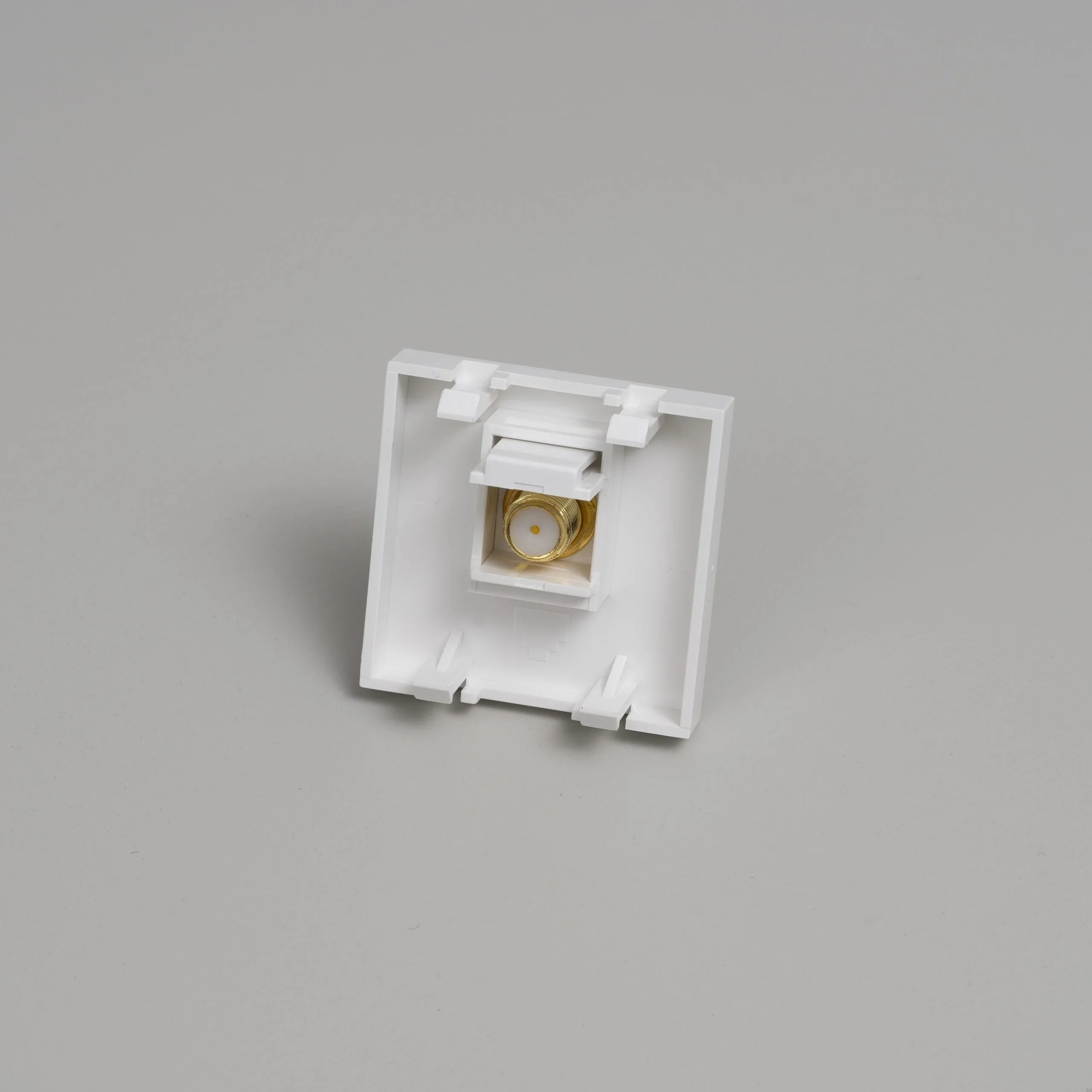 EU_Electricty_Tv_White_Rear_Web-scaled.webp
