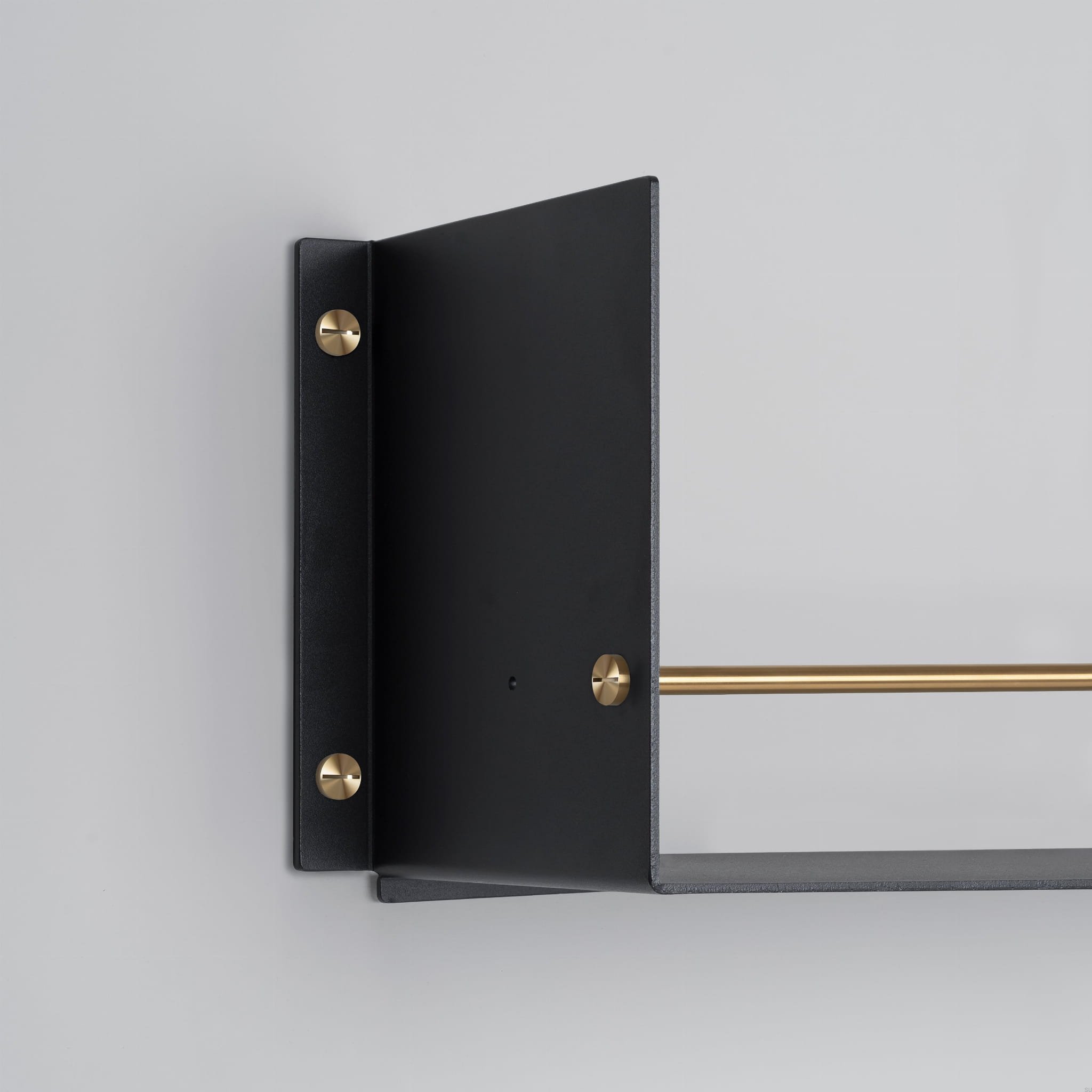 BP_Girder_Black_Brass_Web_Square_03.jpg