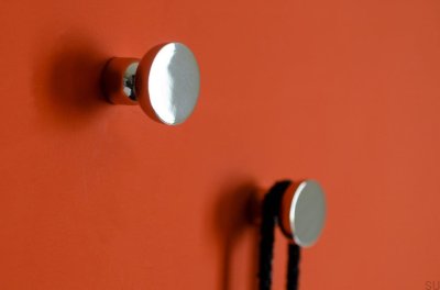 Мебельная ручка Kokeshi 3032 из полированной стали.