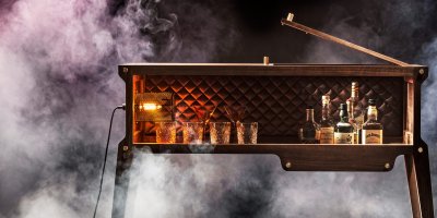 Виски-бар ручной работы из американского ореха с европейской вилкой