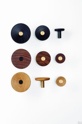 Zoot 60 Деревянная настенная вешалка черного цвета с золотым эко