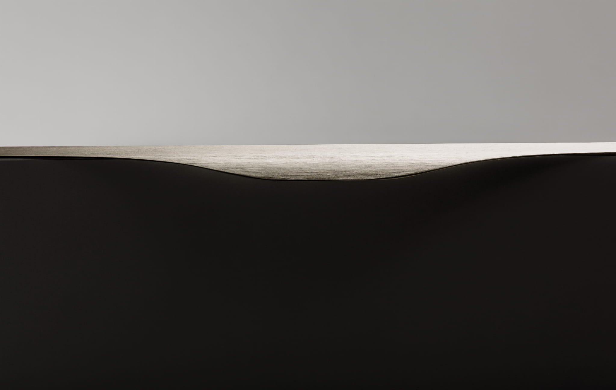 0255256L24--Uchwyt-meblowy-krawędziowy-Noma-0255-256-Aluminiowy-Srebrny-Szczotkowany-Viefe-Skandynawskie-Uchwyty_6