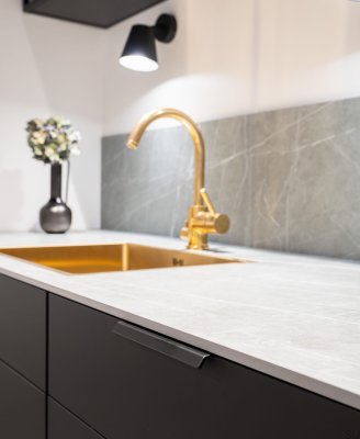 Ручка мебельная Edge Side 160 Алюминий Черный матовый