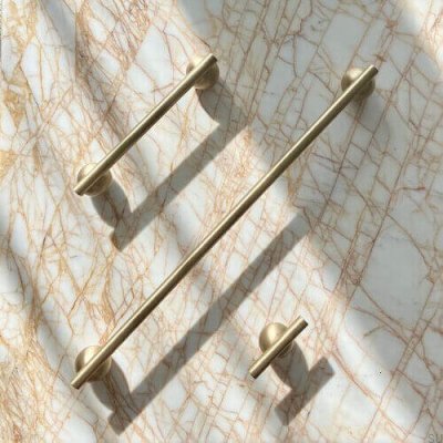 Ручка мебельная удлиненная Reling 04 128 Brass Brushed