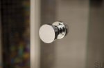 Dot gałka na drzwiach szklanych