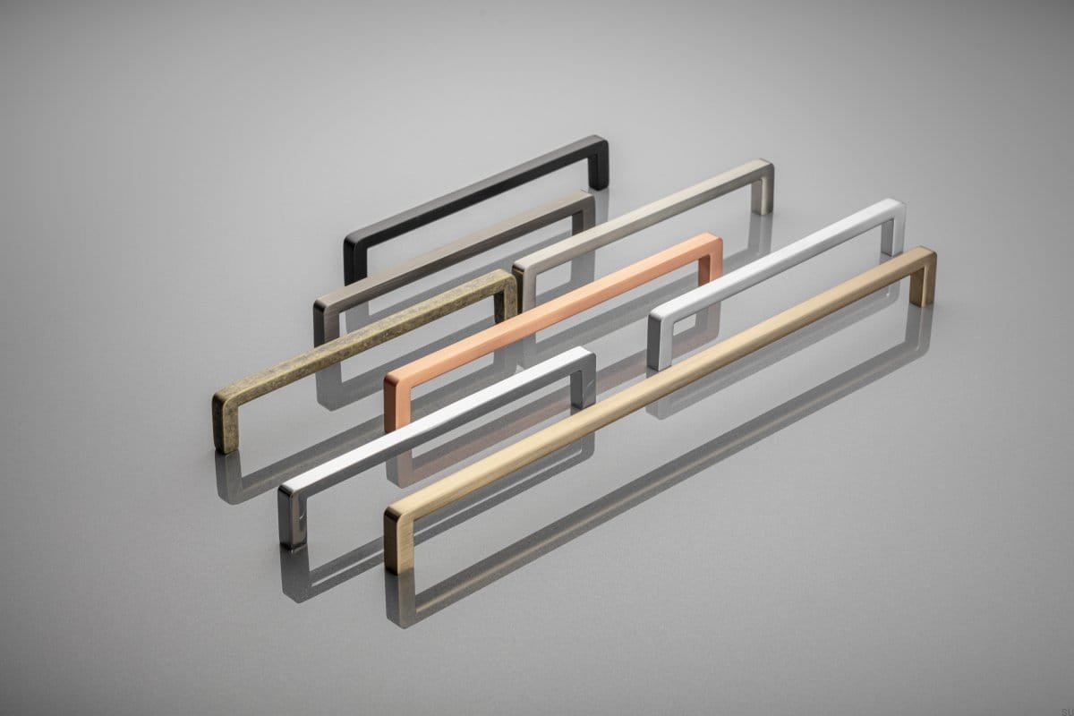 UZ-BAGIO-128-20M--Uchwyt-meblowy-podłużny-Bagio-128-Metalowy-Czarny-Mat-GTV-Skandynawskie-Uchwyty_4