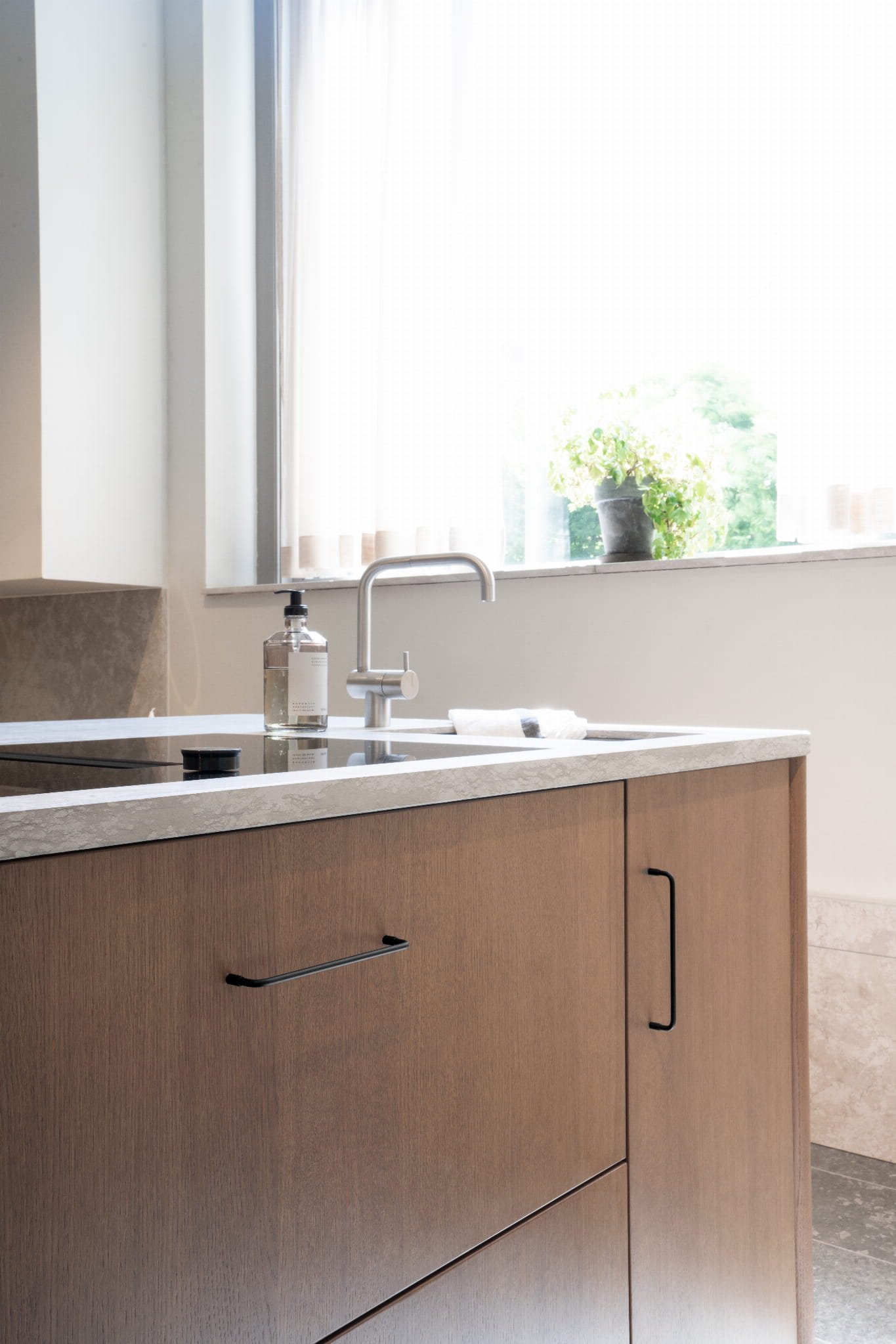 Spira svart - 4jpg.jpg