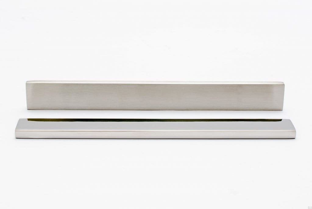 Zdjęcie produktowe uchwytu Clean Cut 180 stal neirdzewna polerowana