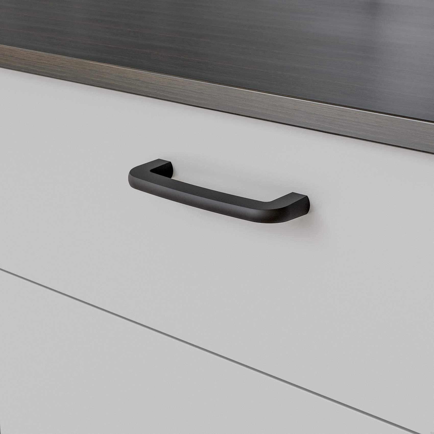 10210082--Uchwyt-meblowy-Podłużny-Visby-128-Metalowy-Czarny-Mat-Twentytwo-Skandynawskie-Uchwyty_1