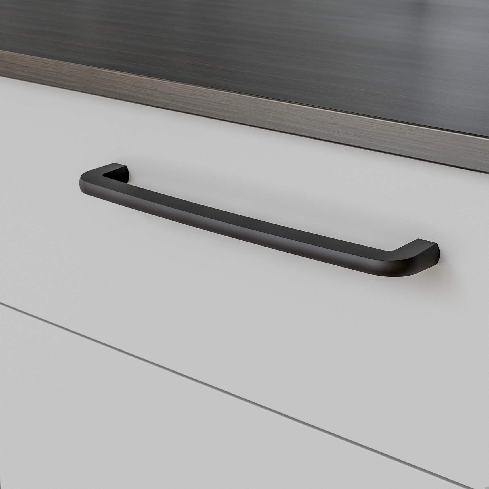 10210112--Uchwyt-meblowy-Podłużny-Visby-256-Metalowy-Czarny-Mat-Twentytwo-Skandynawskie-Uchwyty_1