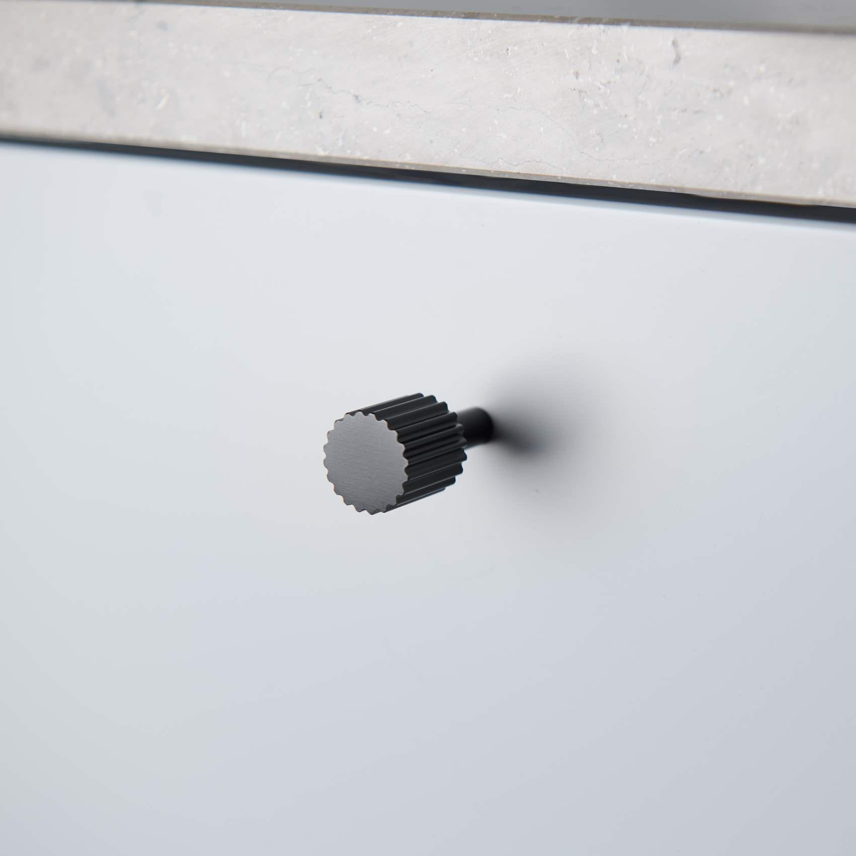 908620--Gałka-meblowa-Smögen-20-Metalowa-Czarna-Matowa-Twentytwo-Skandynawskie-Uchwyty_1