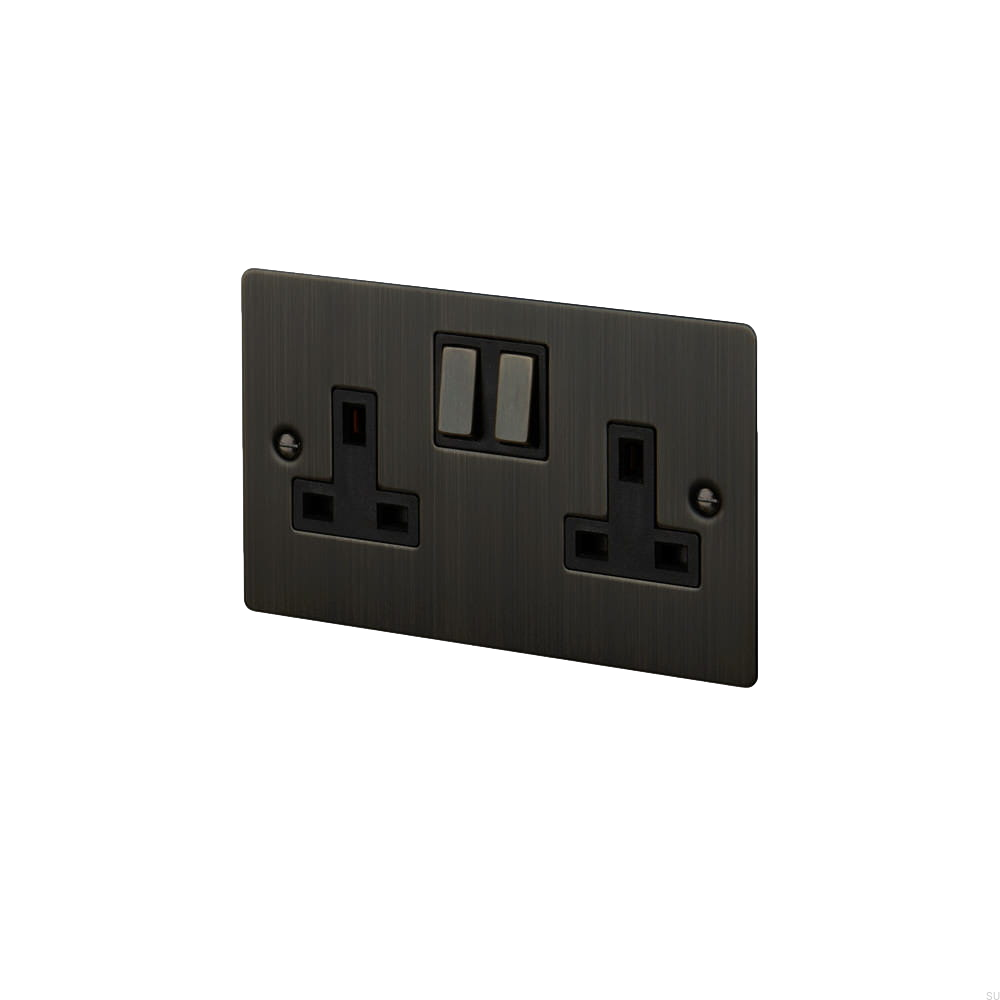 2g_uk-plug-smoked-bronze.jpg