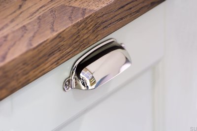 Ручка для мебели Newport Shell 96 Серебристый полированный никель