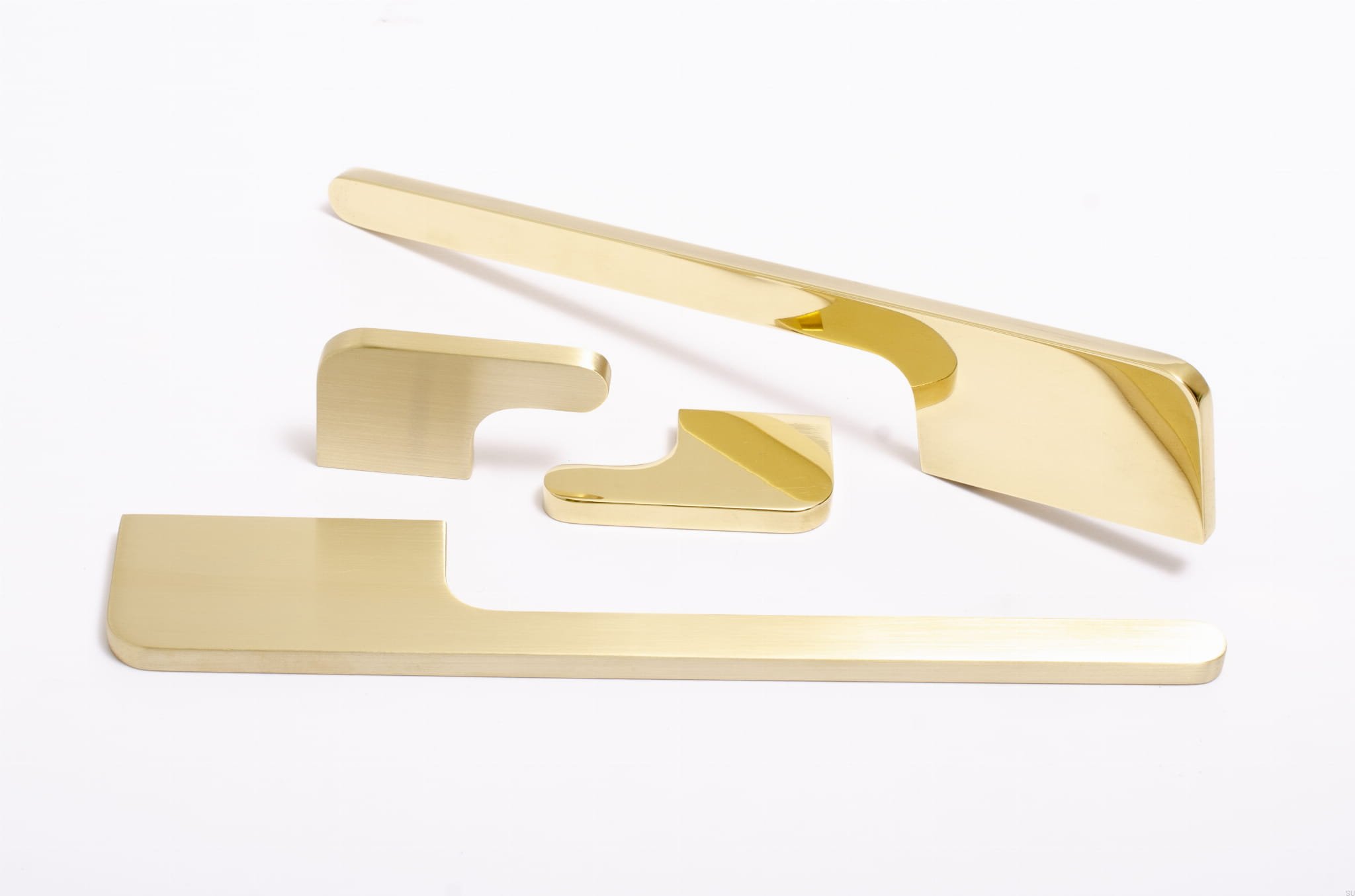 Zdjęcie produktowe uchwytów złote z kolekcji Soft Cut