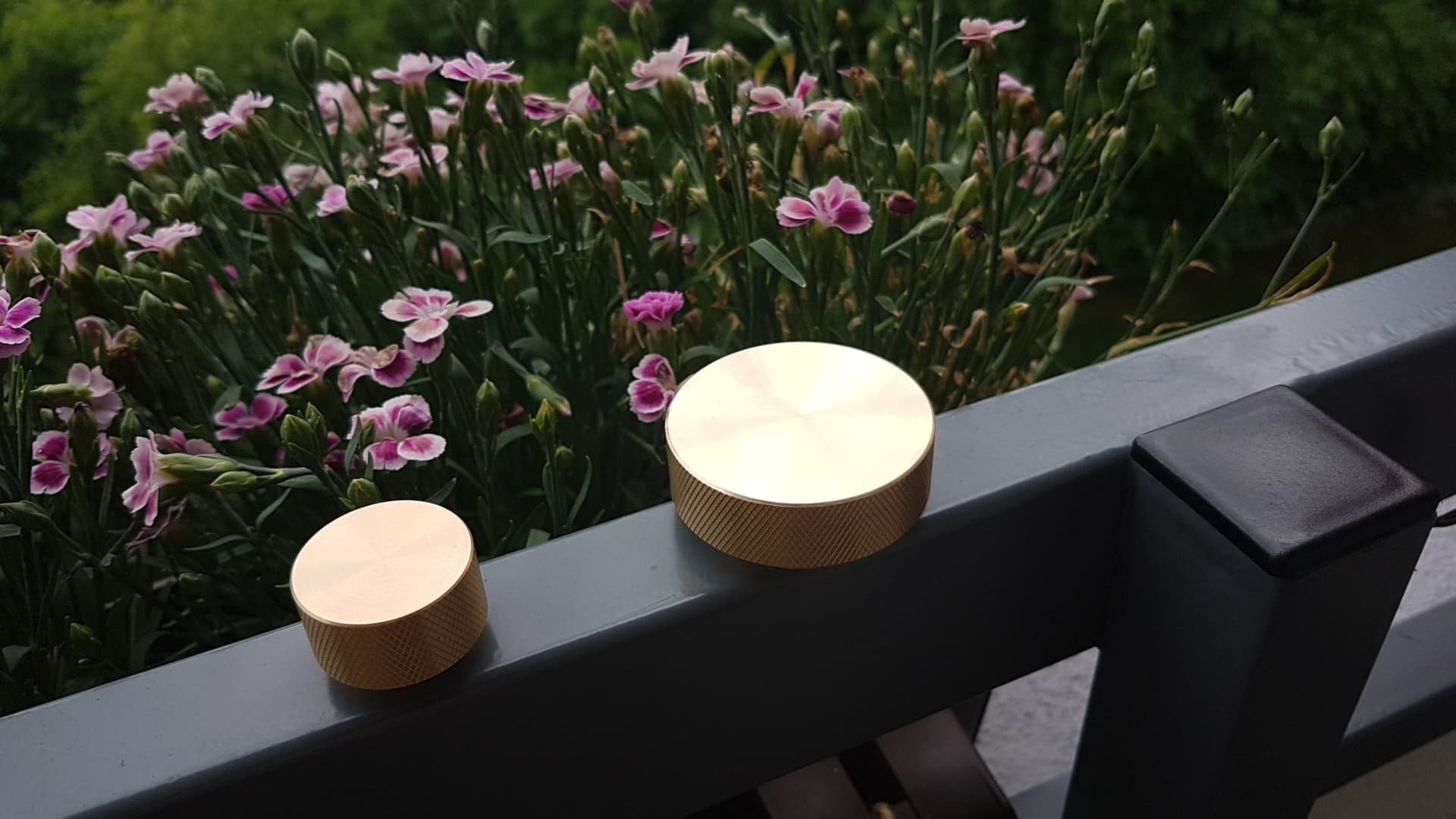 U.11.0--Gałka-Meblowa-Tove-S-Złota-Mosiężna-Szczotkowana-Nielakierowana-Open&amp;Hide-Skandynawskie-Uchwyty_5