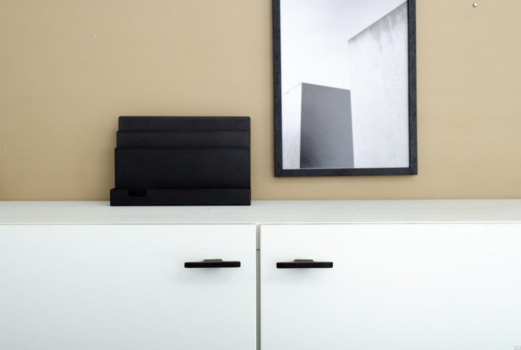 KN42AS--Gałka-Meblowa-Flat-Line-12-Aluminiowa-Czarna-BB-Sweden-Skandynawskie-Uchwyty_3