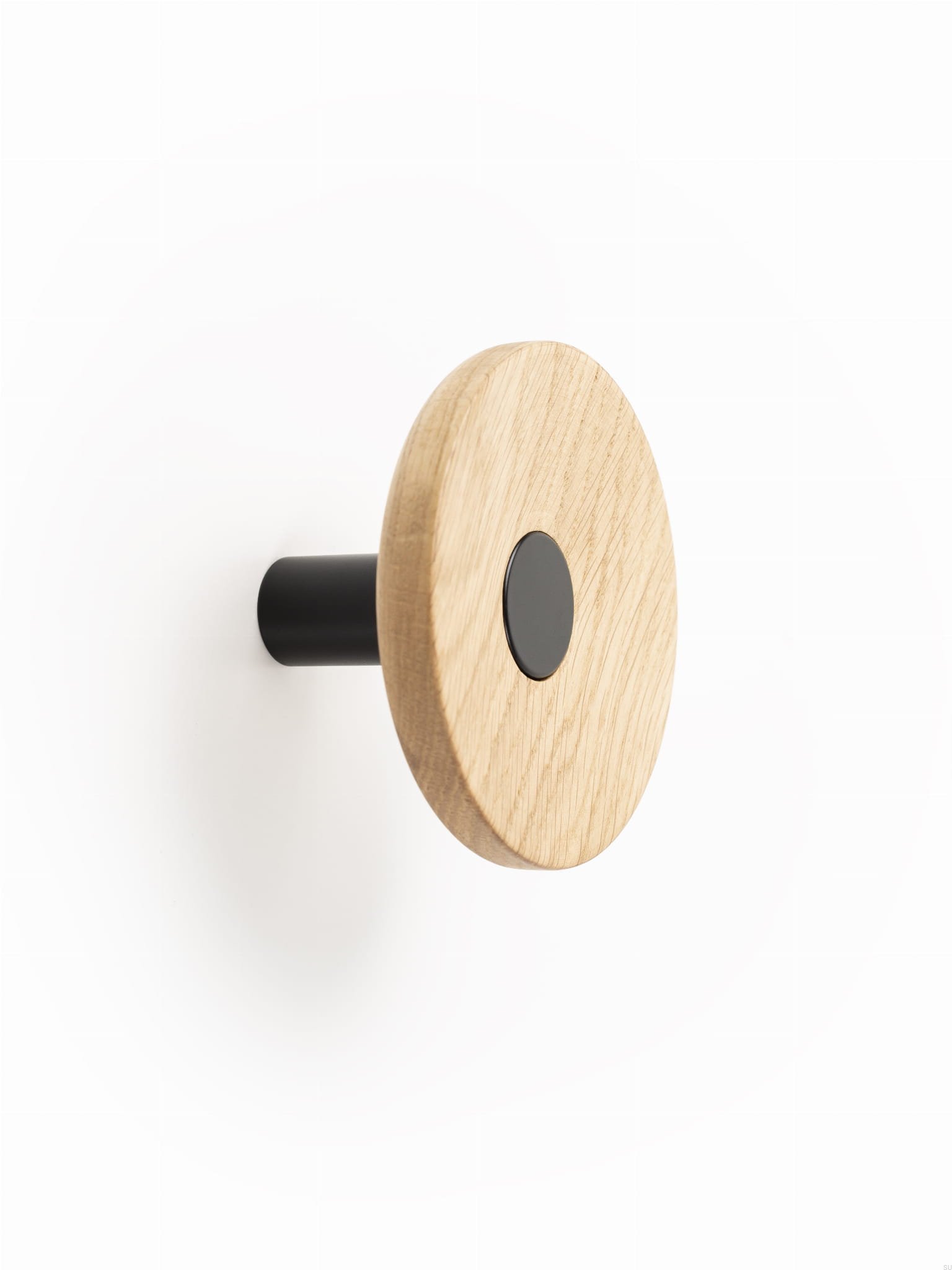 7001090NM216EI--Wieszak-ścienny-Zoot-90-Drewniany-Dębowy-z-Czarnym-Matowym-Aluminium-Viefe-Skandynawskie-Uchwyty_1