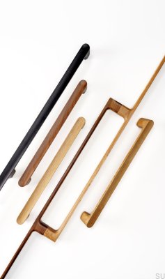 Ручка мебельная двухсторонняя Luv Wood 384, изготовлена из итальянского ореха.