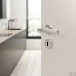 752013-41M--Klamka-do-Drzwi-Helix-Stripe-200-Srebrna-Szczotkowana-Zamek-Modułowy-Beslag-Design-Skandynawskie-Uchwyty_5