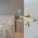 752012-41M--Klamka-do-Drzwi-Helix-Stripe-200-Złota-Szczotkowana-Zamek-Modułowy-Beslag-Design-Skandynawskie-Uchwyty_3