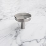 U.7.1.IN--Gałka-Meblowa-Nena-M-Srebrna-Szczotkowana-Inox-Open&Hide-Skandynwskie-Uchwyty_1