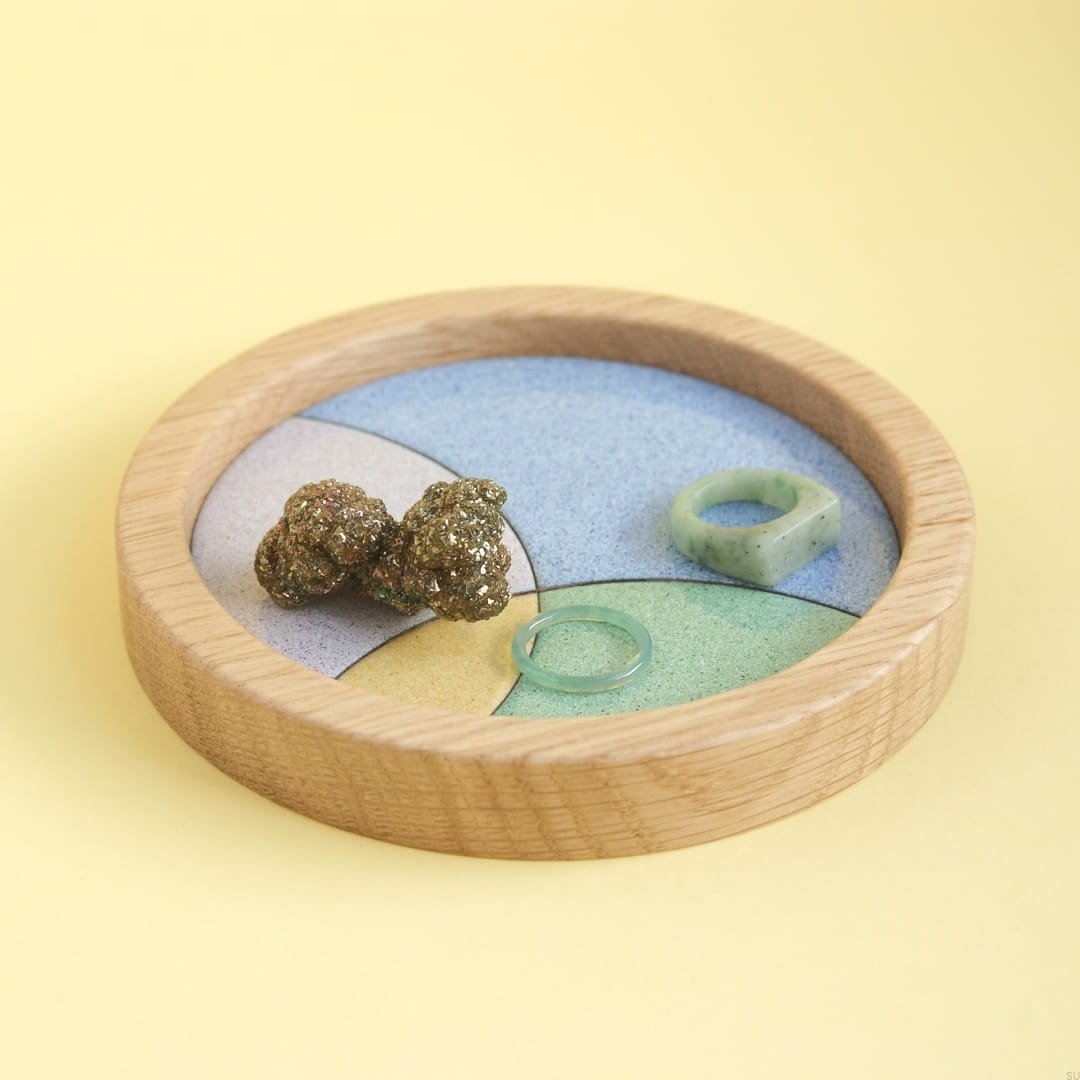 E_57-0-0-2--Tacka-na-biżuterie-Drewniana-Emaliowana-Kolorowa-Wzór-2-Dot-Manufacture-Skandynawskie-Uchwyty_7