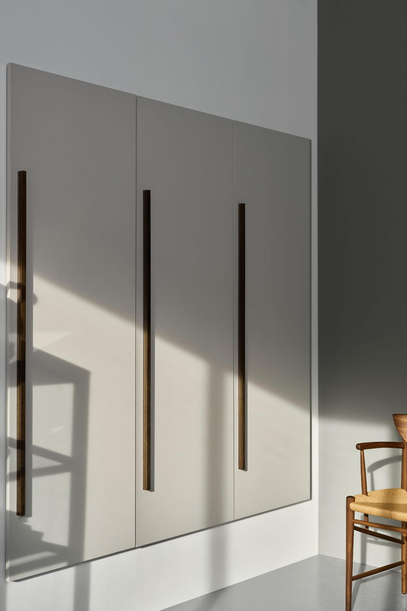 1037201088-056--Uchwyt-meblowy-podłużny-Track-160+544+1088-Drewniany-Dębowy-Czarny-Furnipart-Skandynawskie-Uchwyty_2