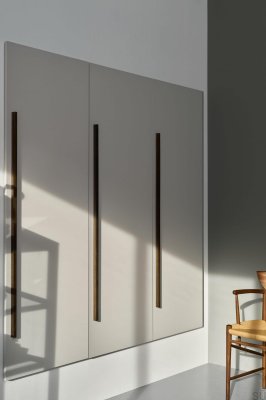 Трек 160+544+1088 Деревянная ручка для мебели из черного дуба