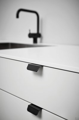 Кромочная мебельная ручка Accent 32 Алюминий матовый черный матовый