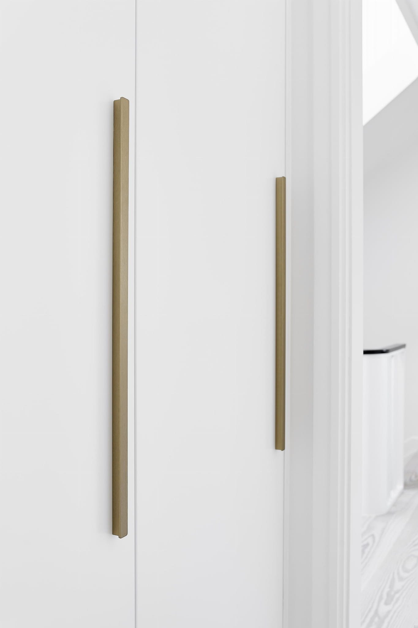 4533201088-31--Uchwyt-meblowy-podłużny-Elan-160+544+1088-Aluminiowy-Złoty-Szczotkowany-Furnipart-Skandynawskie-Uchwyty_2