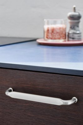 Gate 160 металлическая серебристая удлиненная мебельная ручка