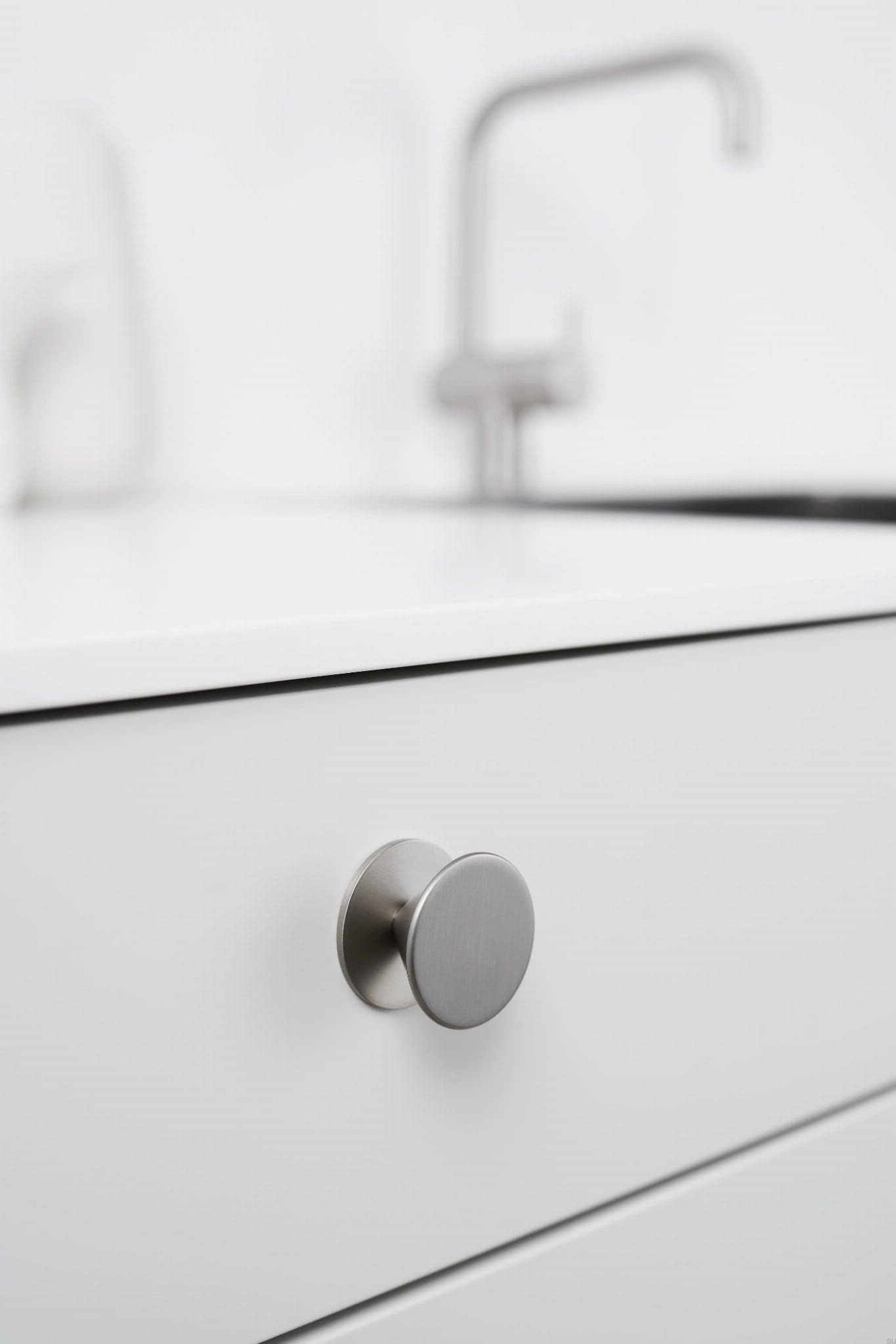 550820036-66--Gałka-meblowa-Orbit-35,8-Metalowa-Srebrna-Furnipart-Skandynawskie-Uchwyty_2