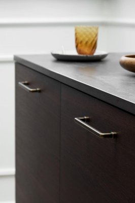 Ручка мебельная Equester 320 продолговатая, металл, антик, золото