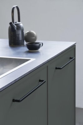 Ручка мебельная продолговатая Equester 320, металл, черный матовый