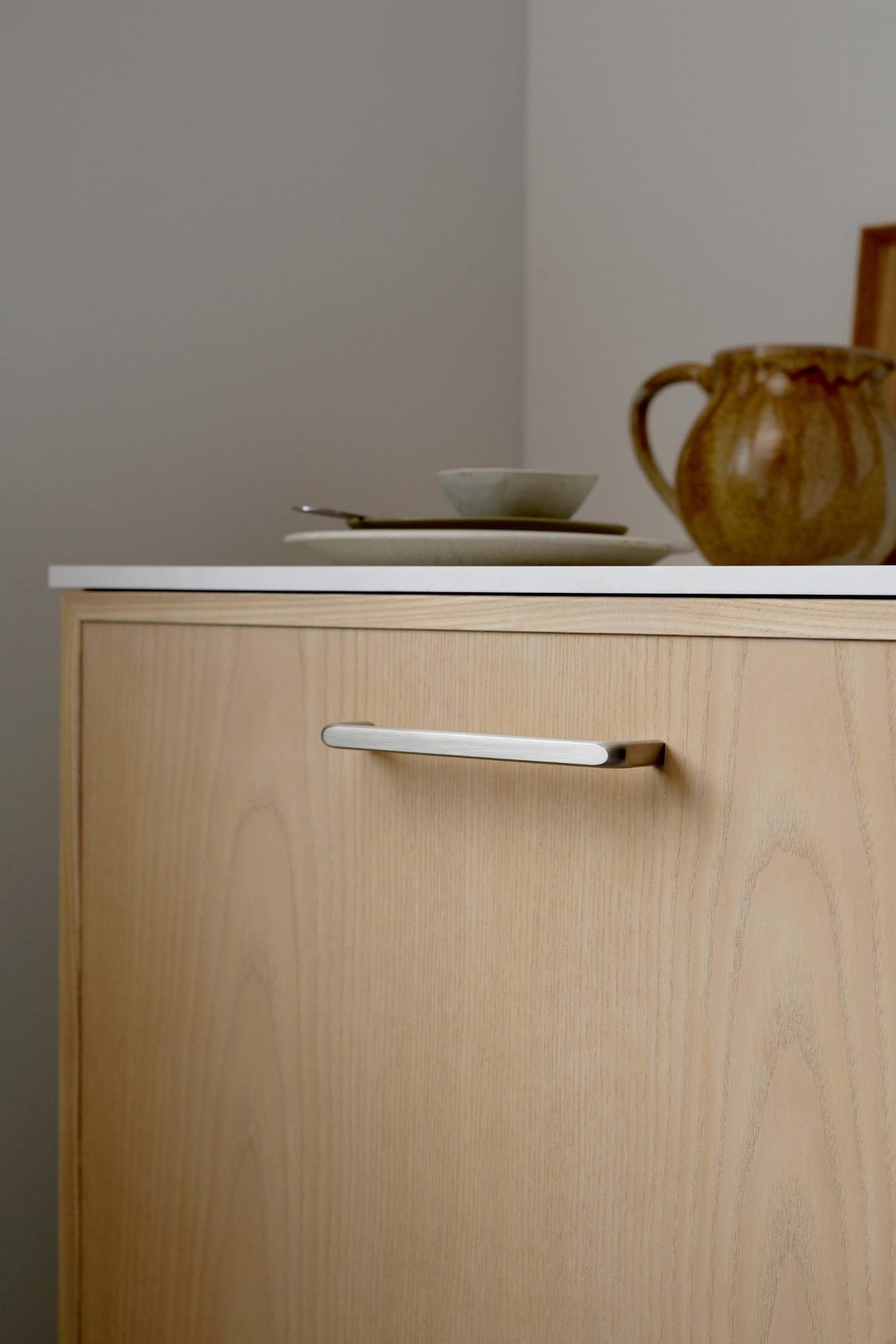 554520320-66--Uchwyt-meblowy-podłużny-Unify-320-Metalowy-Srebrny-Furnipart-Skandynawskie-Uchwyty_2