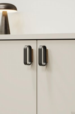 Ручка мебельная продолговатая Race 32, дуб с черным матовым покрытием