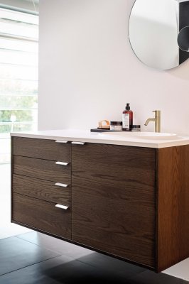 Ручка для мебели Edge Straight 100 из алюминия, серебристого цвета