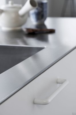 Ручка мебельная продолговатая Carve 160, металл, белый матовый